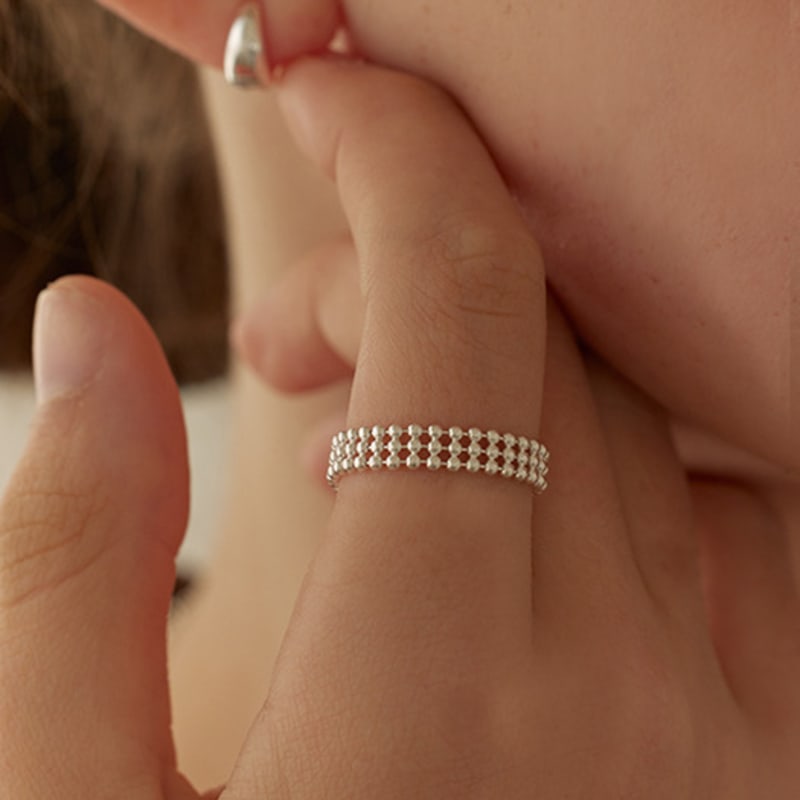 Lewe Triple Ball Chain Ring