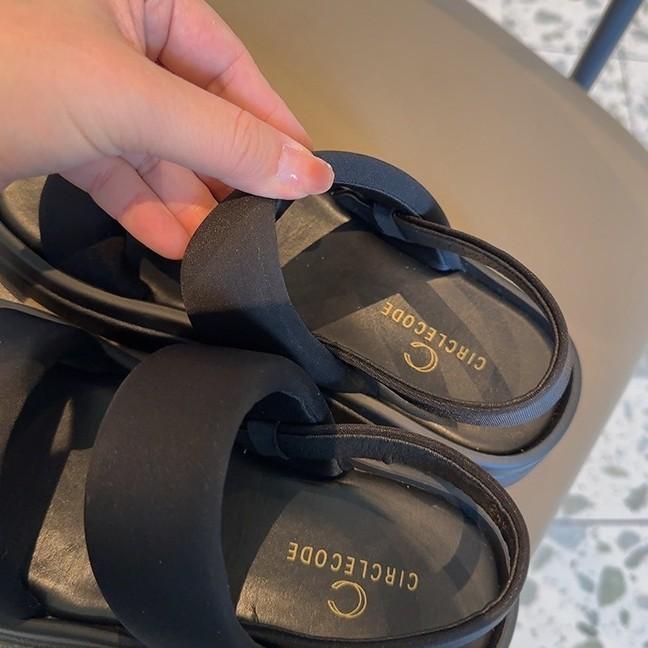 Platform women's slippers popular casual beach women's simple sandals 2025 spring and summer new one-word belt women's sandals