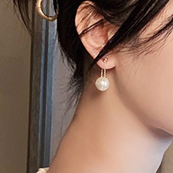 1 Paar Piercing helle Farbe Frauen Ohrringe einfache Faux Perle Anhänger