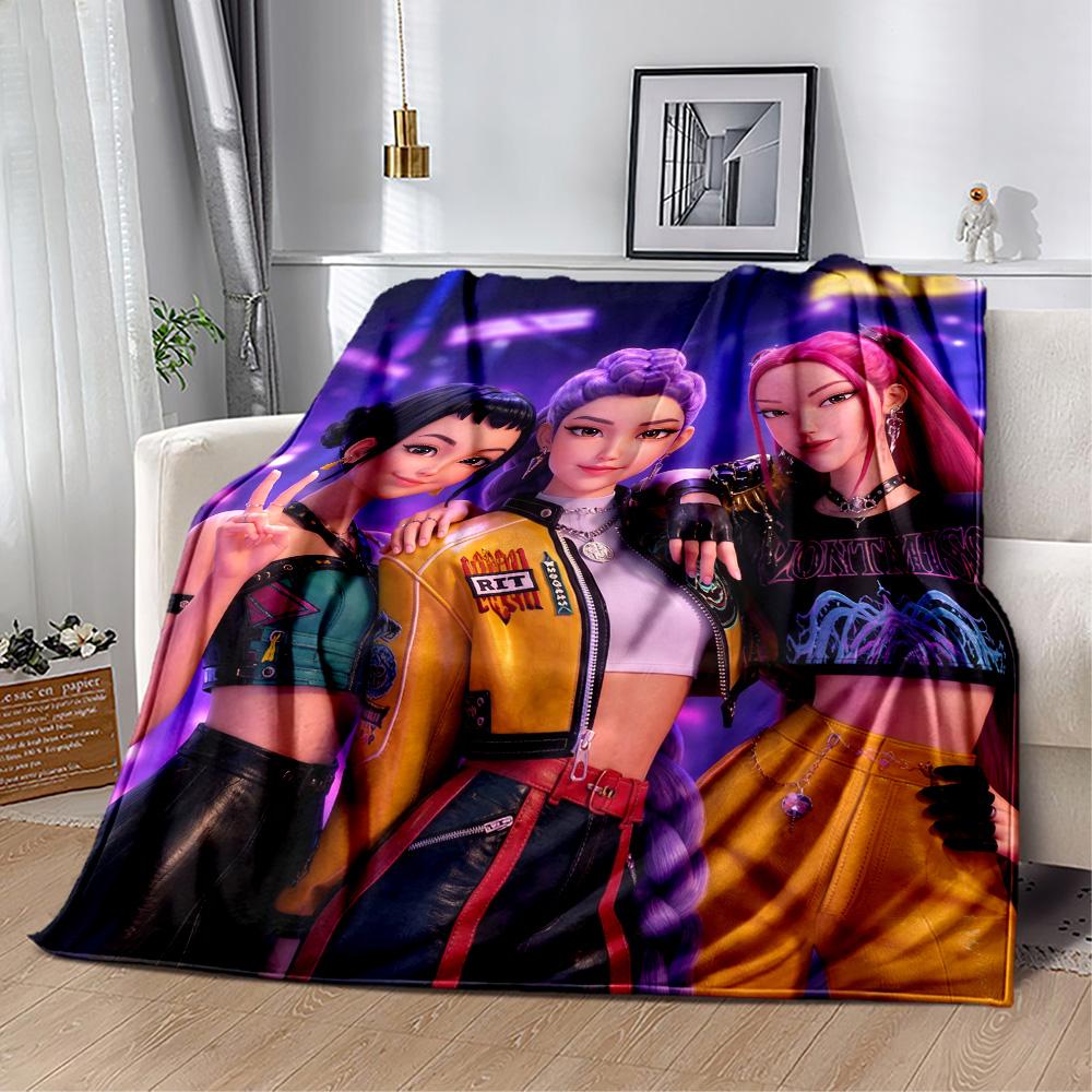 Future Fashion Icons Blanket Comfortable Perfect for Bedding Office Chair Livingroom for All Seasons Digital Print