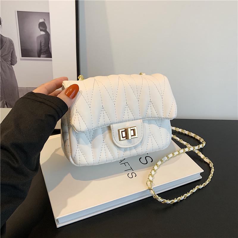 

Spring Retro Korean Diamond Pattern Single Shoulder Crossbody Bag for Women