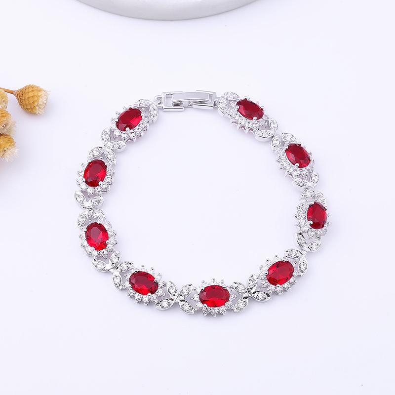 Europe and The New Four Leaf AAA Zircon Bracelet Girls Copper Inlaid Colored Gems Bracelet