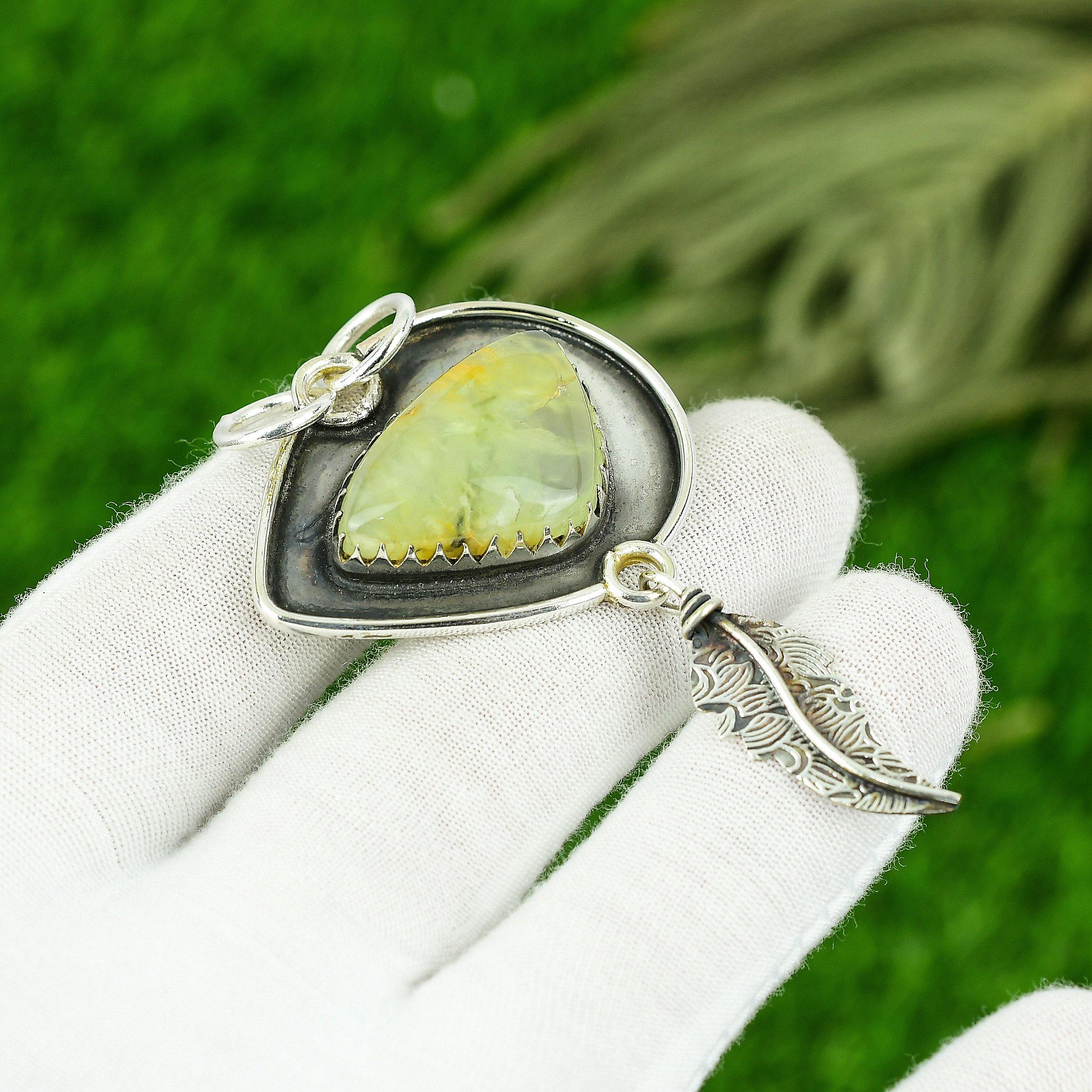 

Womens day Sale 925 Sterling Silver Natural Prehnite Art Deco Birthday Pendant