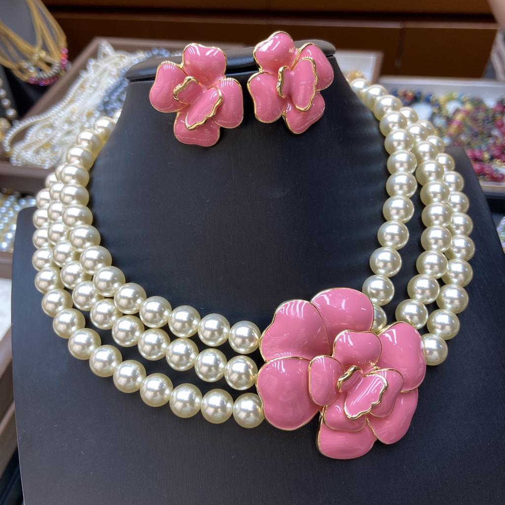 Medieval Premium Pink Camellia Multi-Layer Neck Chain Necklace Drip Oil Enamel Color Flower Stud Earrings Set