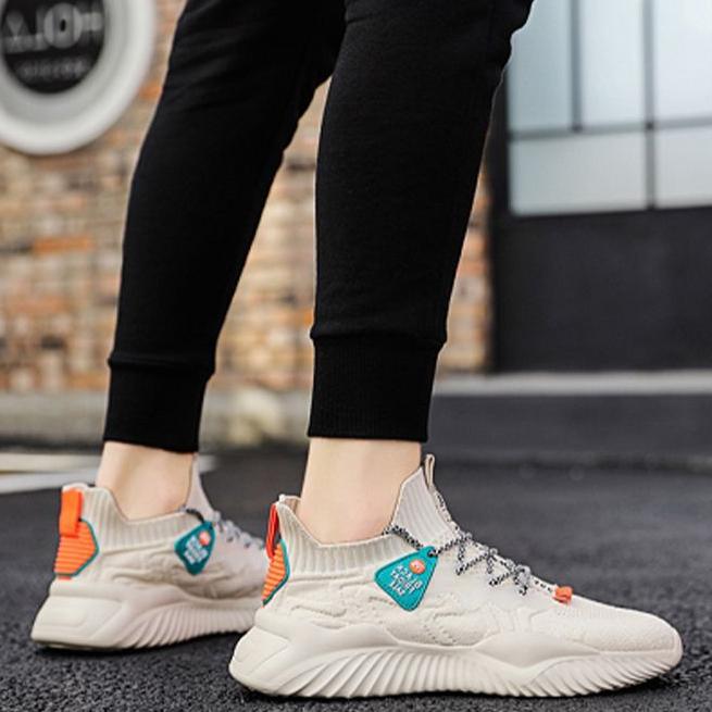 Spring/Autumn New Men's Shoes Casual Shoes Men's Sports Shoes Flyknit Breathable Running Shoes