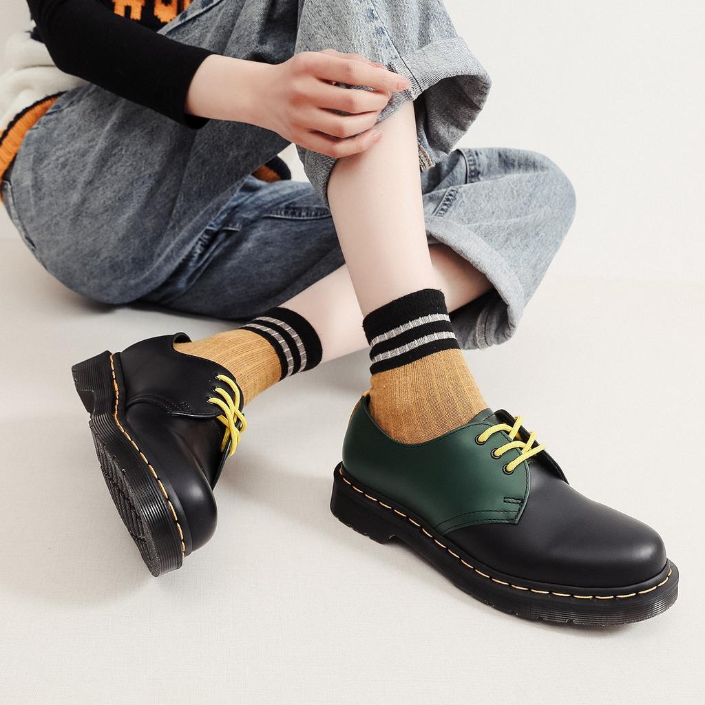 Farbpassende Low-Top-Kleinlederschuhe Damen Echtleder Britischer Stil Schwarz-Weiß Kurze Stiefel Runde Spitze Herren- und Damen-Casual