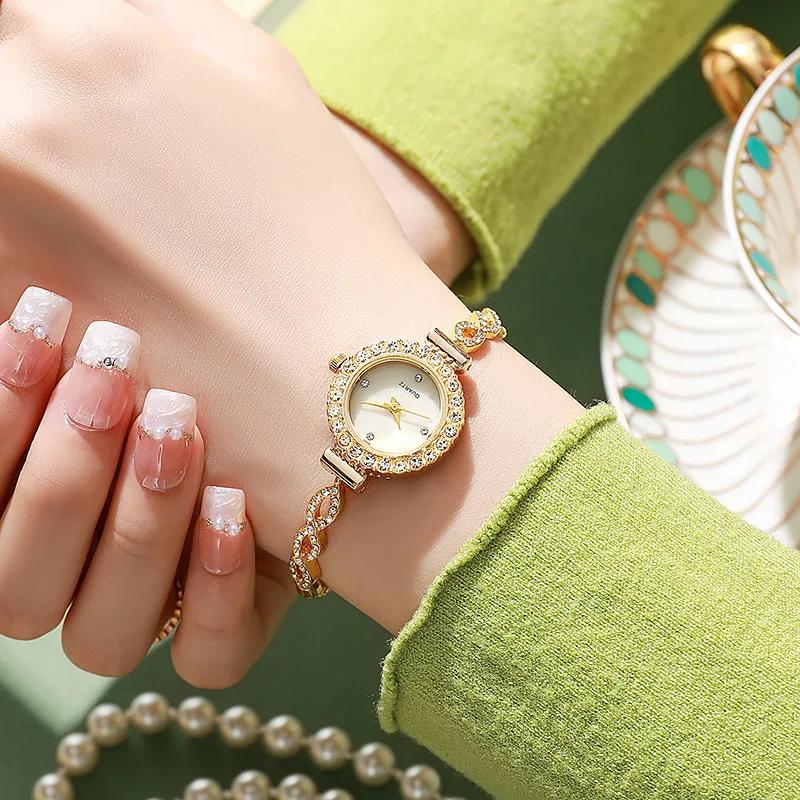 Lyxiga Damklockor Enkla Kvarts Armbandsur Små Urtavlor Klockor Armband Damklocka Gåva Klocka Relogio Feminino