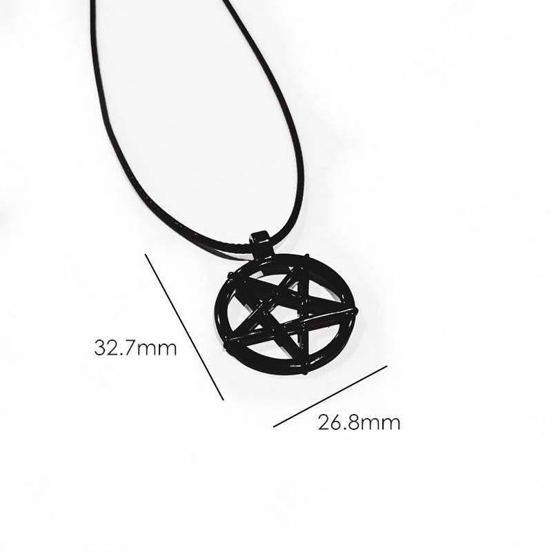 

Retro Fashion Black Circular Hollowed-out Inverted Five-pointed Star Pendant Leather Rope Chain Necklace for Women Men Jewelry