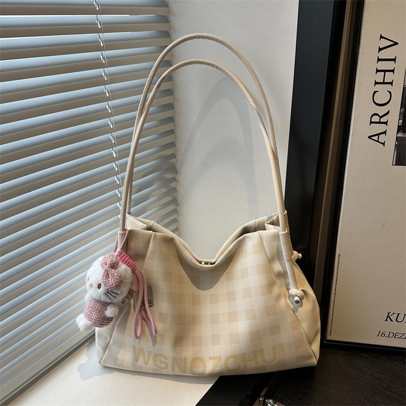 

College students class simple casual shoulder armpit bag women s summer new large-capacity tote bag Without pendant