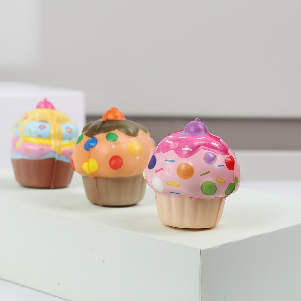 3pcs Mini Cake Squishy Toys,Christmas Thanksgiving New Year Party Favors&Gifts,Finger Fidget Sensory Toys,Sweet Home Decorations
