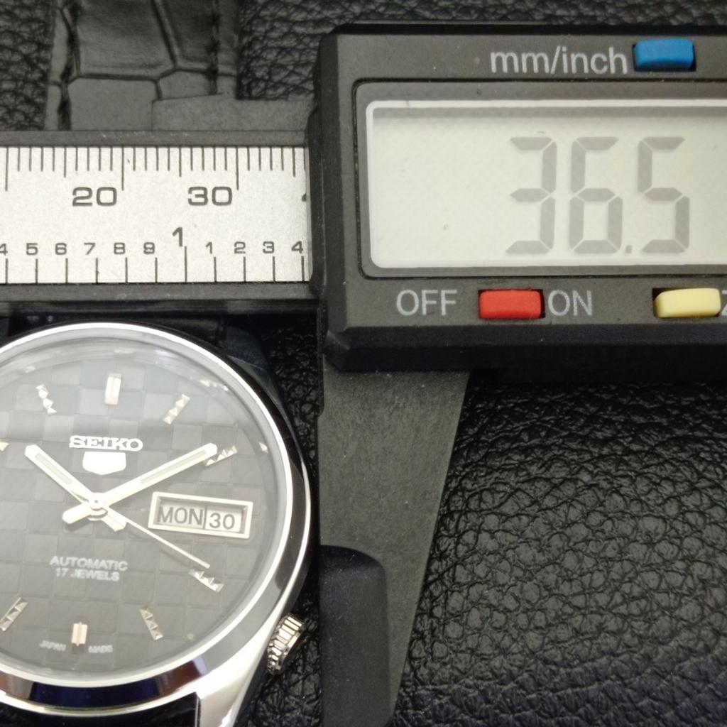 REFURBISHED SEIKO 5 AUTOMATIC MENS WATCH JAPAN MADE BLACK DIAL CUSTOM A440123-2 QV90-a440123