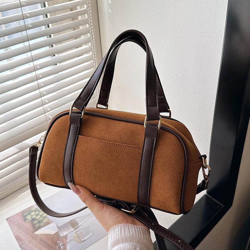 

Large capacity nylon underarm bag women s fashion versatile travel shoulder bag casual hand pillow bag