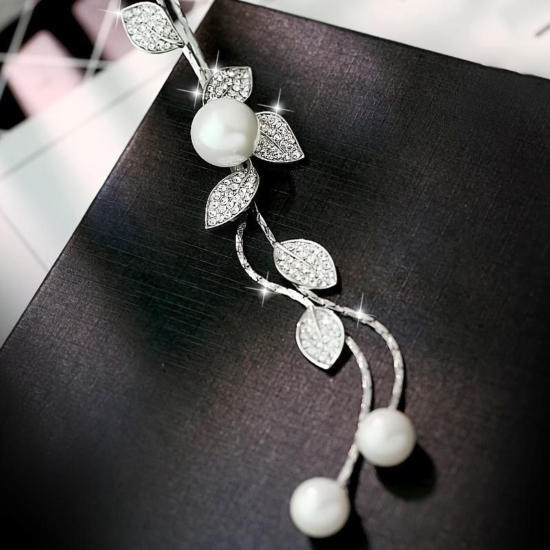 Fashionable Korean Style Leaf Imitation Pearl Tassel Long Sweater Chain Pendant for Women Daily Gift