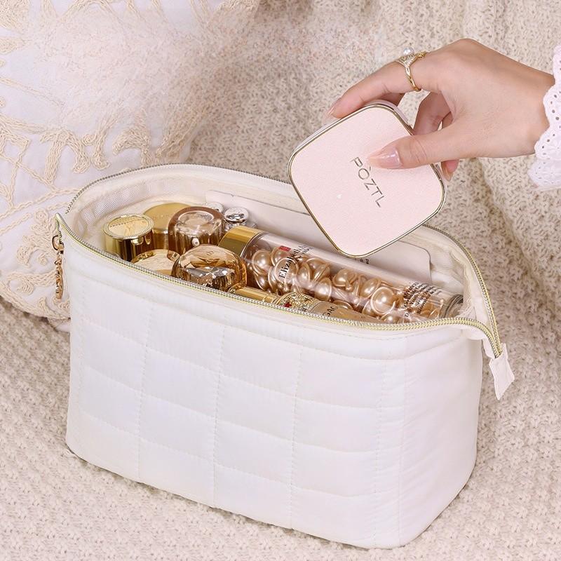 Portable Makeup Organizer With Polyester Material For Travel And Daily Use