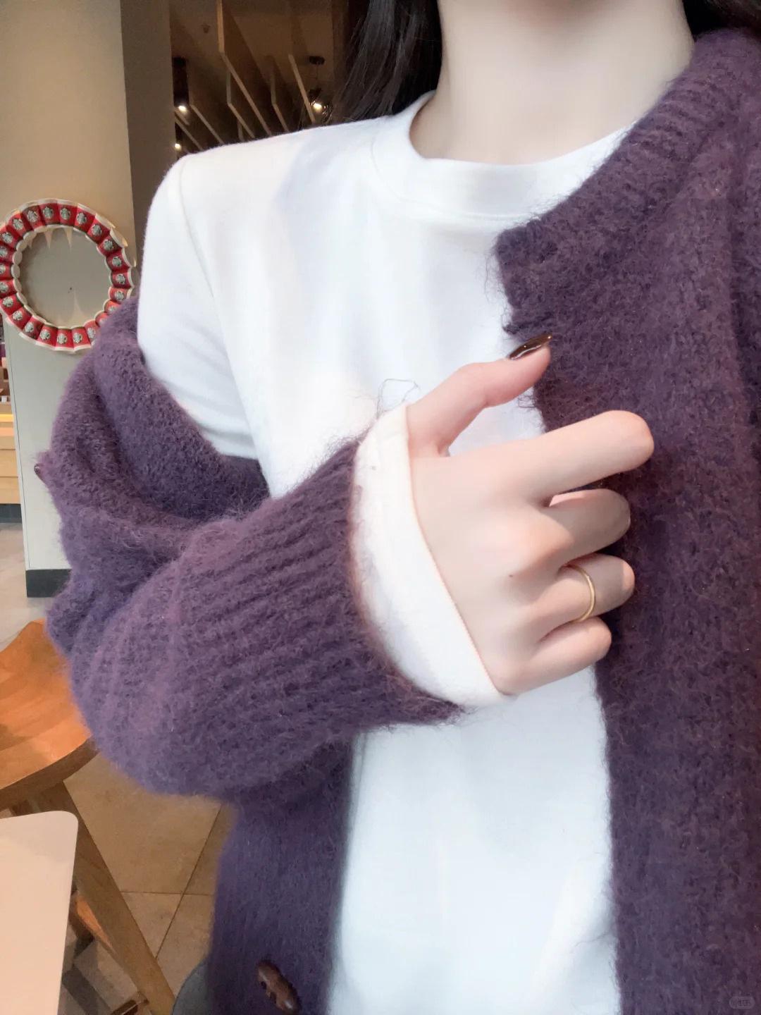 

Women s Slim Fit Long Sleeve White T-Shirt with Brushed Inner Layer – Korean Style, Ideal for Autumn/Winter Large