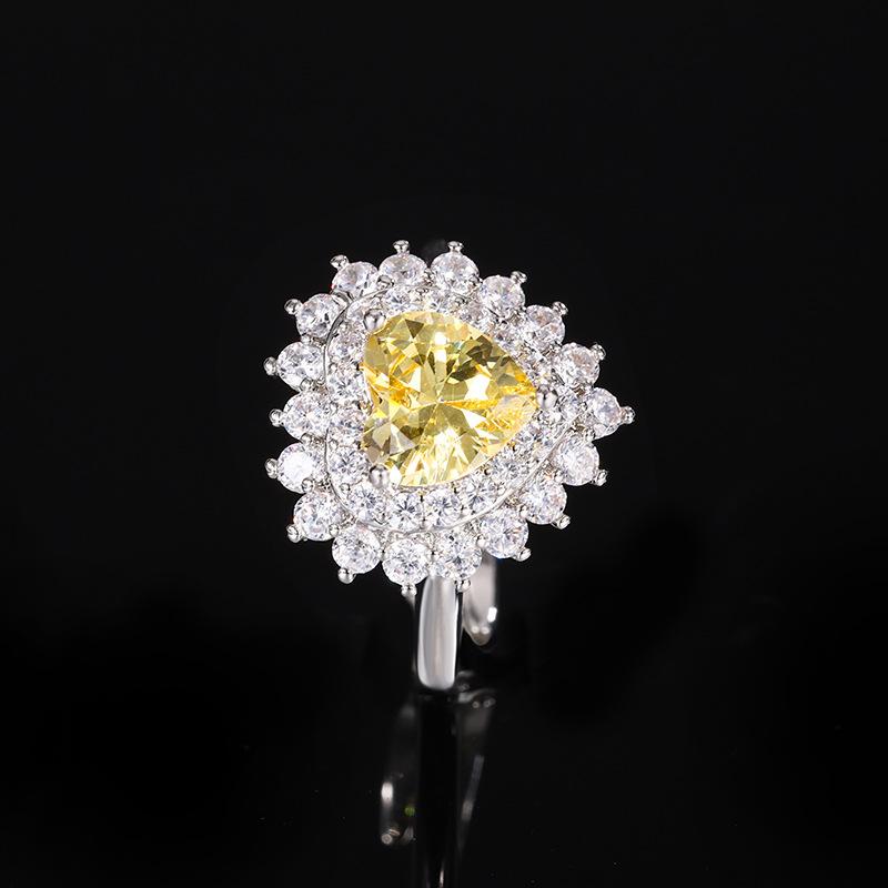 

Jewelry Copper Bottom Gold-Plated Simulation Red Corundum Heart-Shaped Temperament Set Heroine Stone 8 * 8