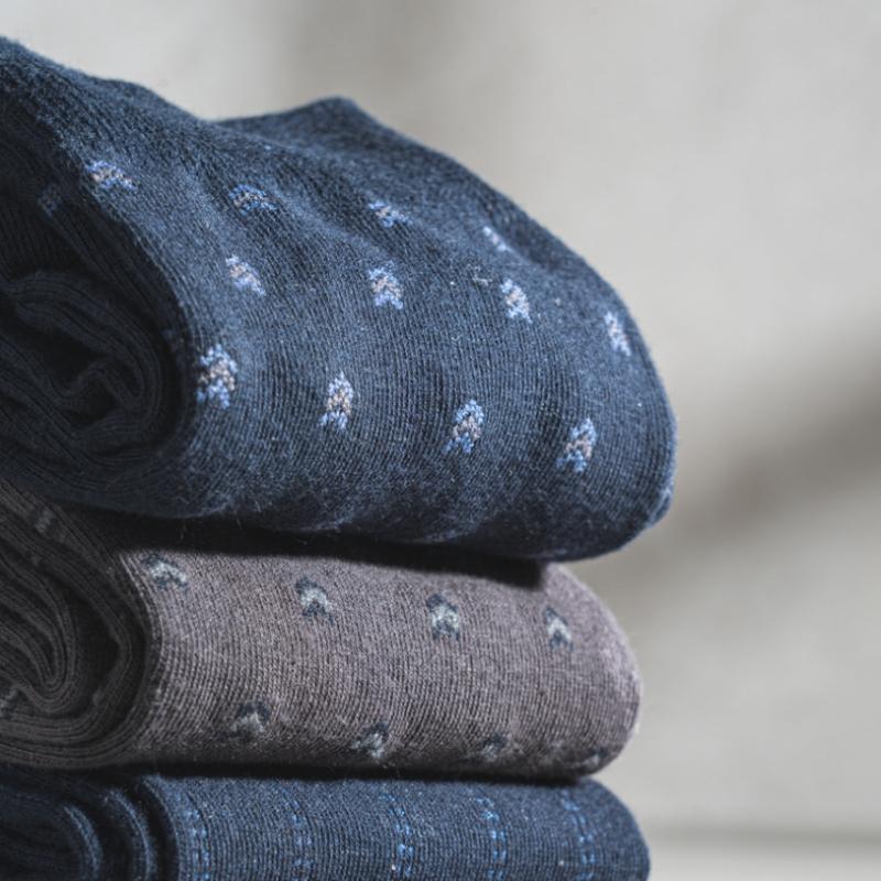 Monfoot Socken mit vertikalem Muster Marineblau