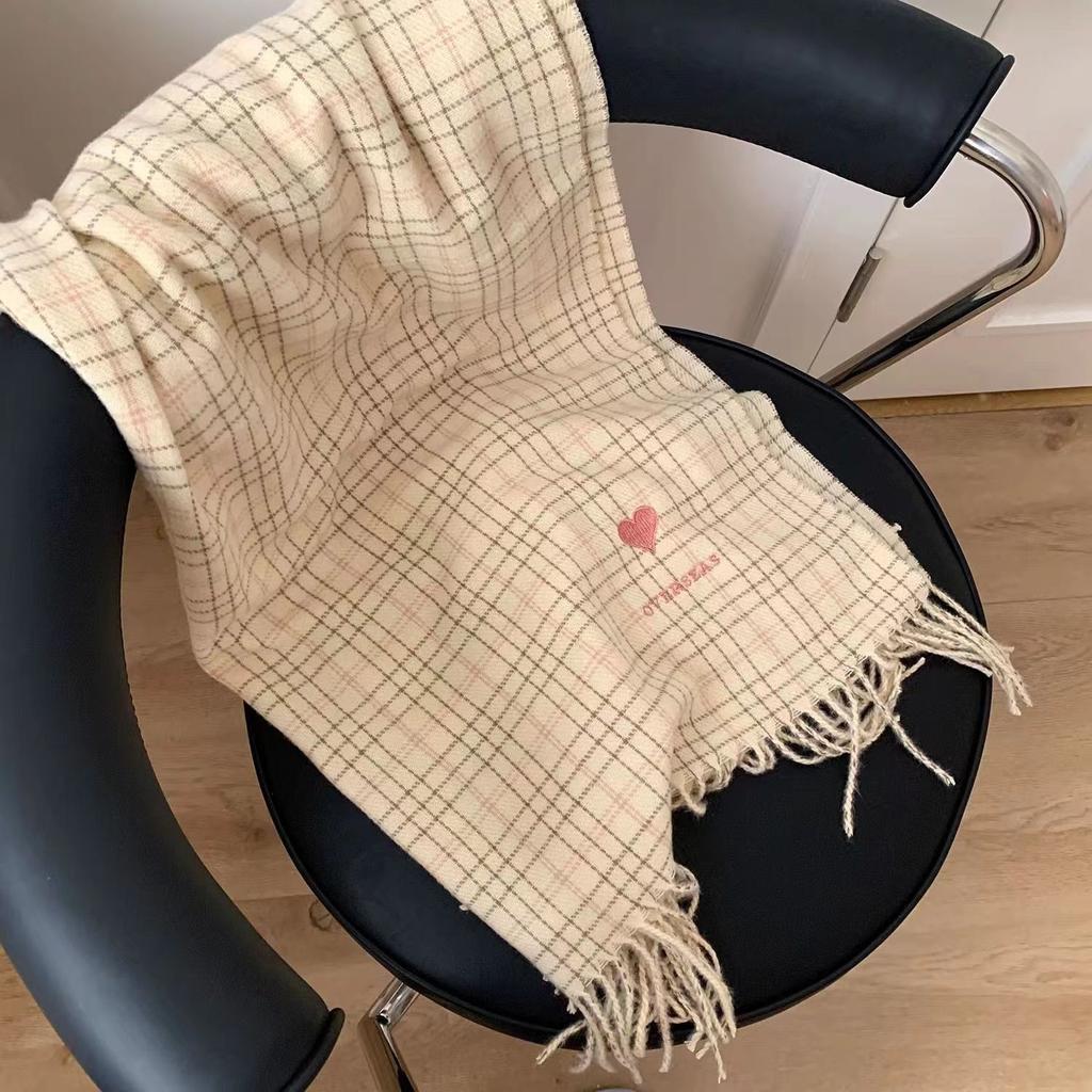 [One piece] Scarf women's new winter plaid to keep warm, advanced sense versatile and sweet student scarf