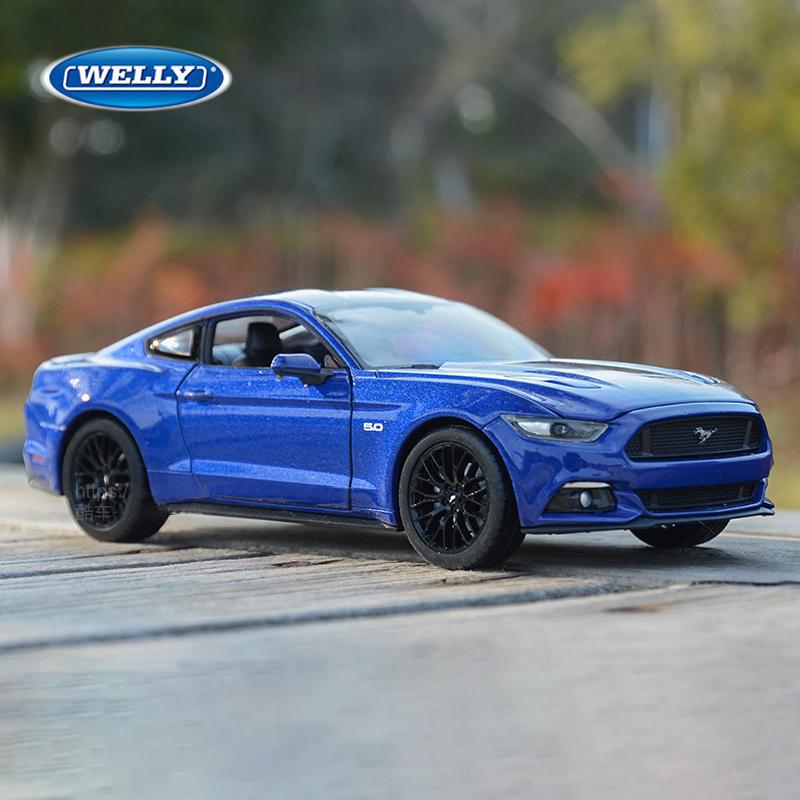 WELLY 1/24 Ford Mustang GT 2015 Alloy Car Model Diecast Toy Vehicle High Simitation Cars Toys for Children Kids Gifts