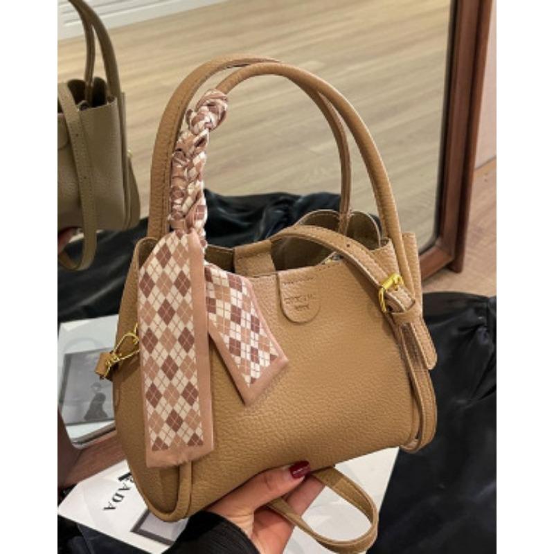 Handbag Bag Women's New Spring and Summer Niche Bucket Bag Commuter Versatile Shoulder Messenger Bag Popular Women's Bag