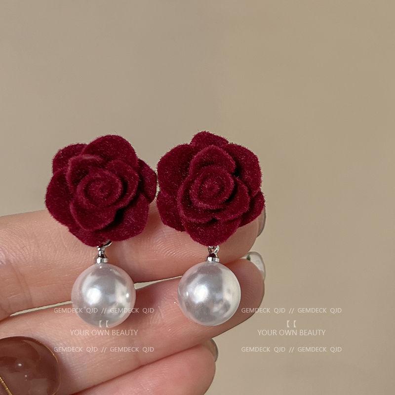 2024 D Retro Wine Red Velvet Rose Pearl Earrings: Hong Kong Style, Autumn/Winter Trend
