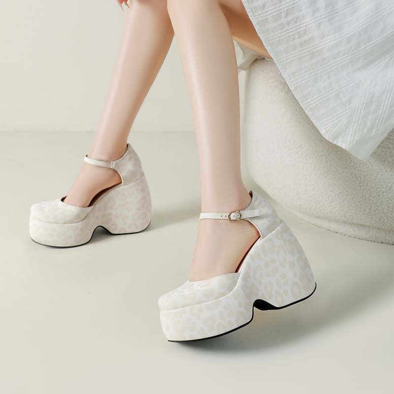 Krazing Pot Polyurethane Spring Autumn Size 43 Women Platform Super High Heels Women Round Toe Waterproof Prints Leather Pumps
