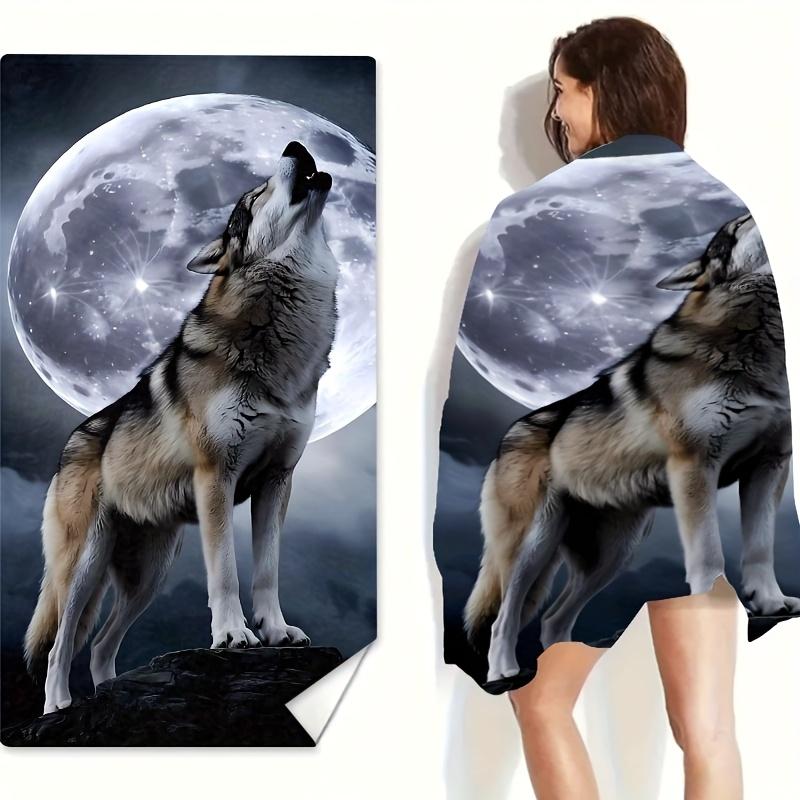 Howling Wolf Beach Towel, Moon Night Print, Realistic Animal Design, Quick Dry Microfiber, Sand Free, Perfect for Summer Travel