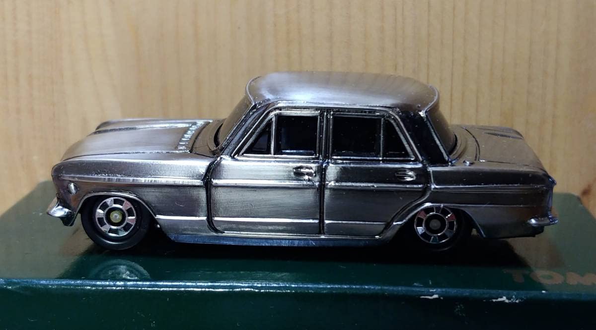 Prince Skyline 143 2000GTB 15th Anniversary Special Edition Model