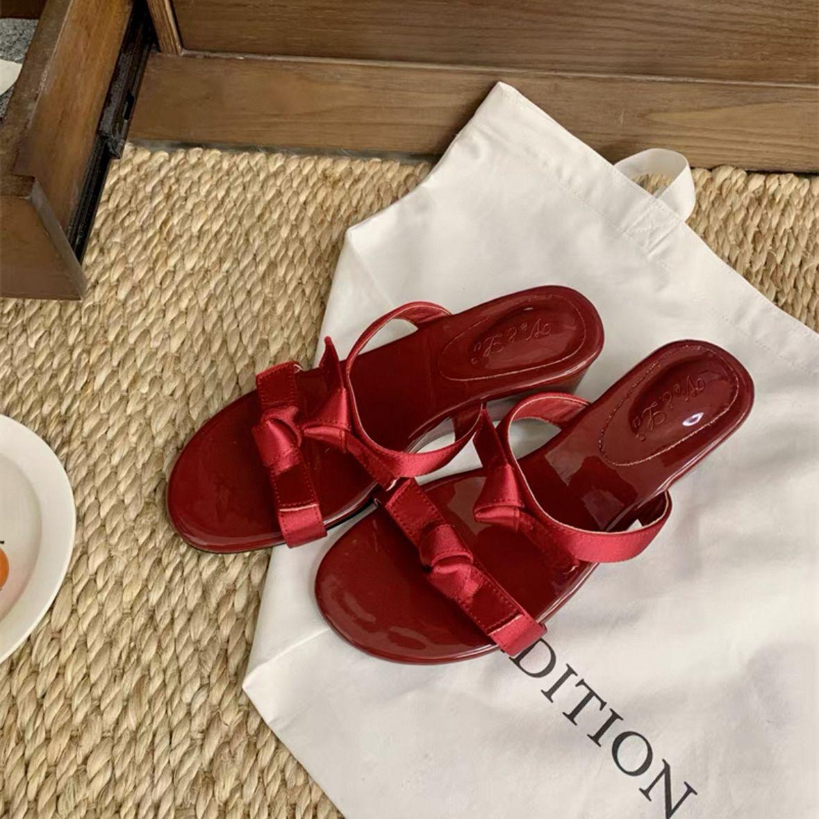Fairy style bow cool slippers female outer wear 2025 new fashion versatile one-word slope heel with skirt slippers 35 красный 2479₽