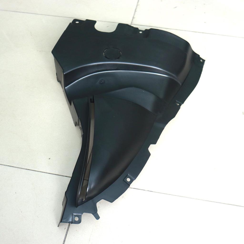 BMW G05 Radhausabdeckungen für Links & Rechts (Teile 51718069307 & 51718069308)