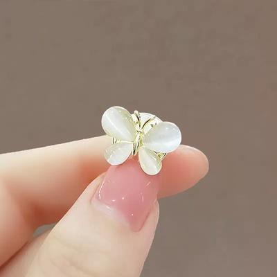 Butterfly Brooch, Women's Exquisite Mini Cat's Eye Stone Collar Anti-glare Clasp, Invisible Leak-proof Summer Fixed Clasp