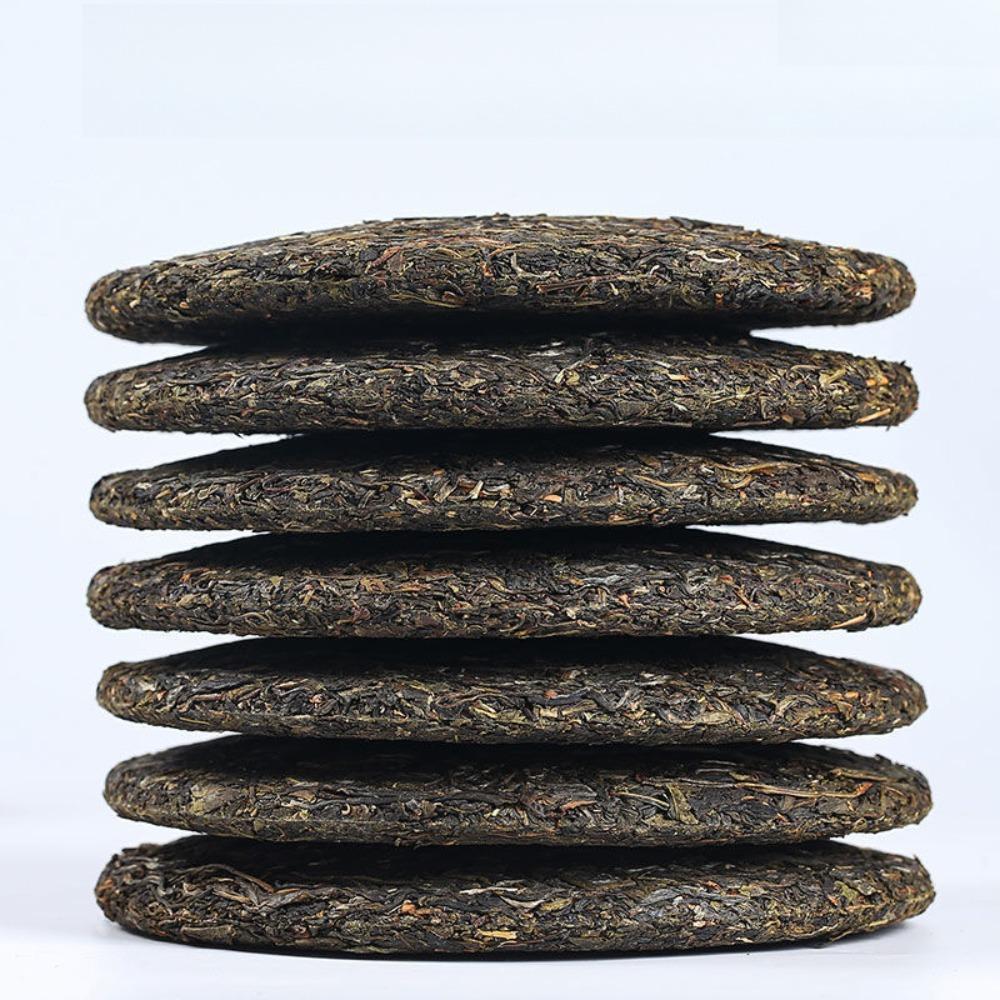 Yunnan Raw Pu'er Tea Ancient Tree Spring Cake Nannuo Mountain 357g