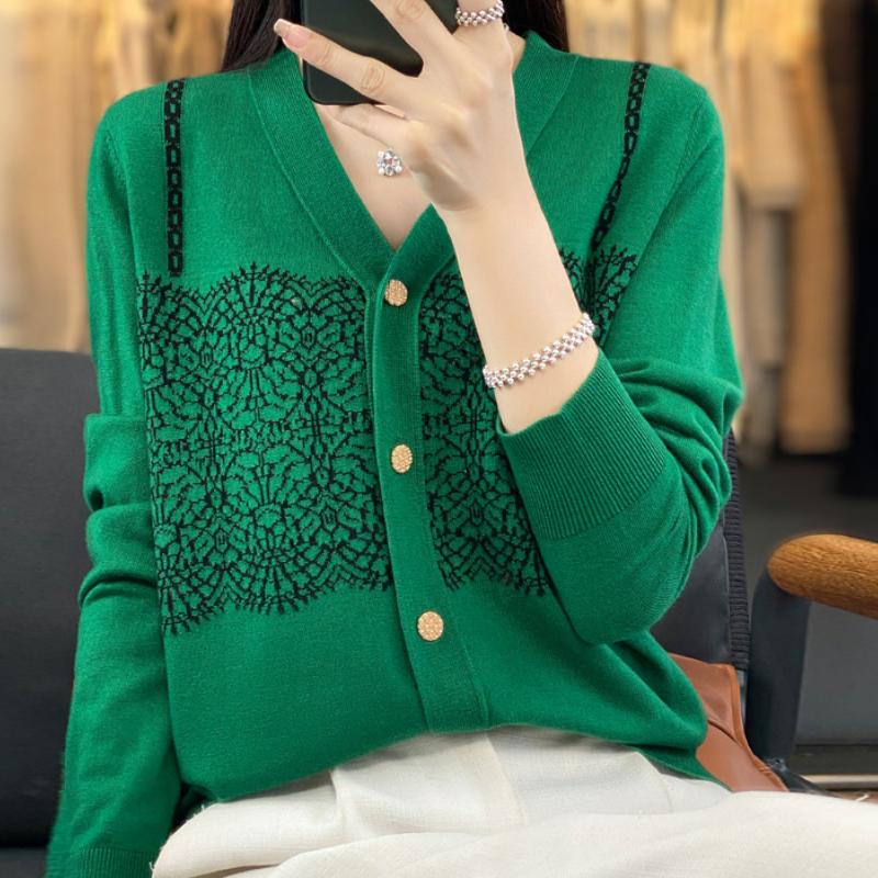 Wool Knitted Cardigan for Women In Autumn and Winter Style, Fashionable Loose Korean Version of Jacket, Skin-friendly and Warm Long-sleeved Top