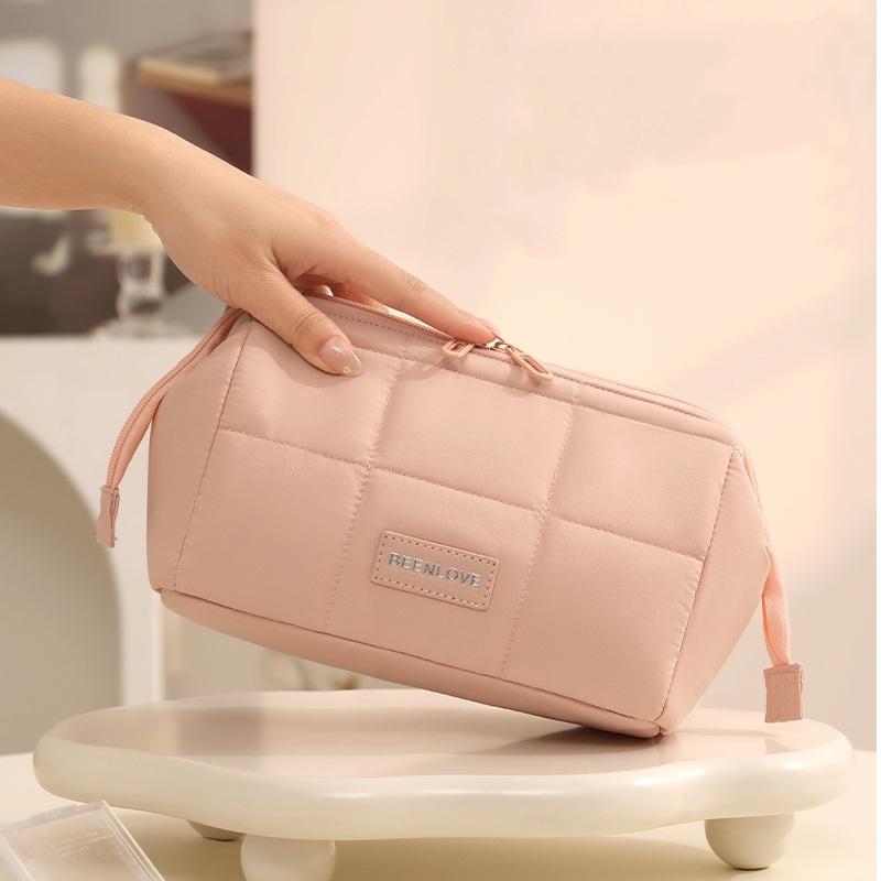 Travel Portable Cosmetics Storage Bag Makeup Organizer  Multi-functional Toiletries Handbag Maquillage Cosmetics Organizer Bags
