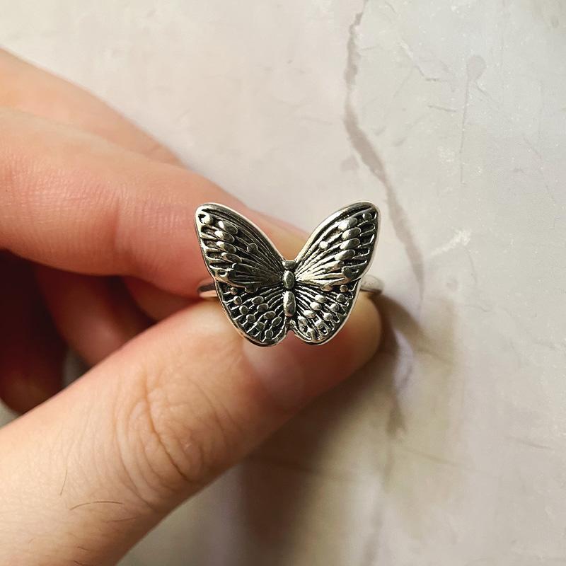 

Ретро Кольцо Маленькая Бабочка для Женщин Сплав Цинка Цвет Панк Готика Регулируемое Открытое Кольцо Милые Циркониевые Аксессуары любовь Подарок для Девушки resizable