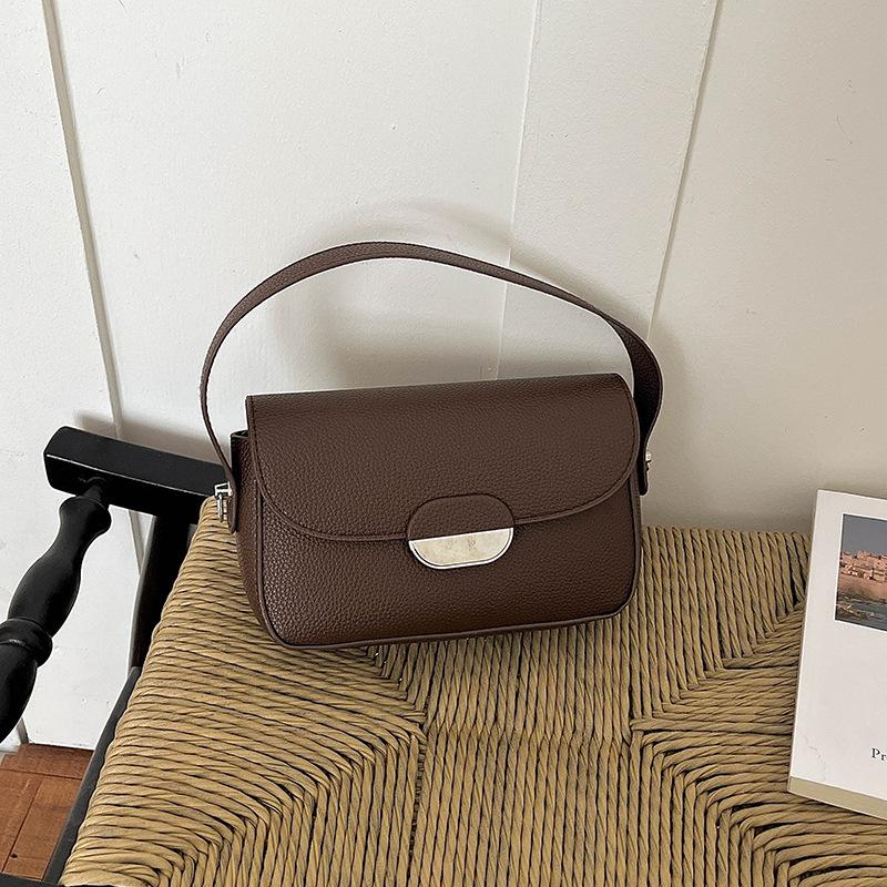 Simple and Fashionable Style Snap Closure Handbag for Carrying on The Shoulder or Crossbody, Small Square Shape Bag