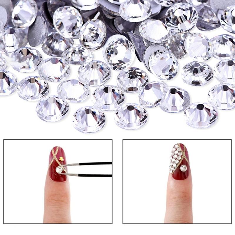 Pack of 1440 Assorted Crystals Beads With Storage Container Ideal for Craft and Artistics Projects