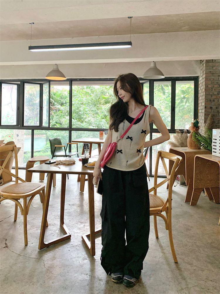 Women's Color-Block Bow Top: Slim Fit Summer Knit with Rolled Hem and Ripped Design