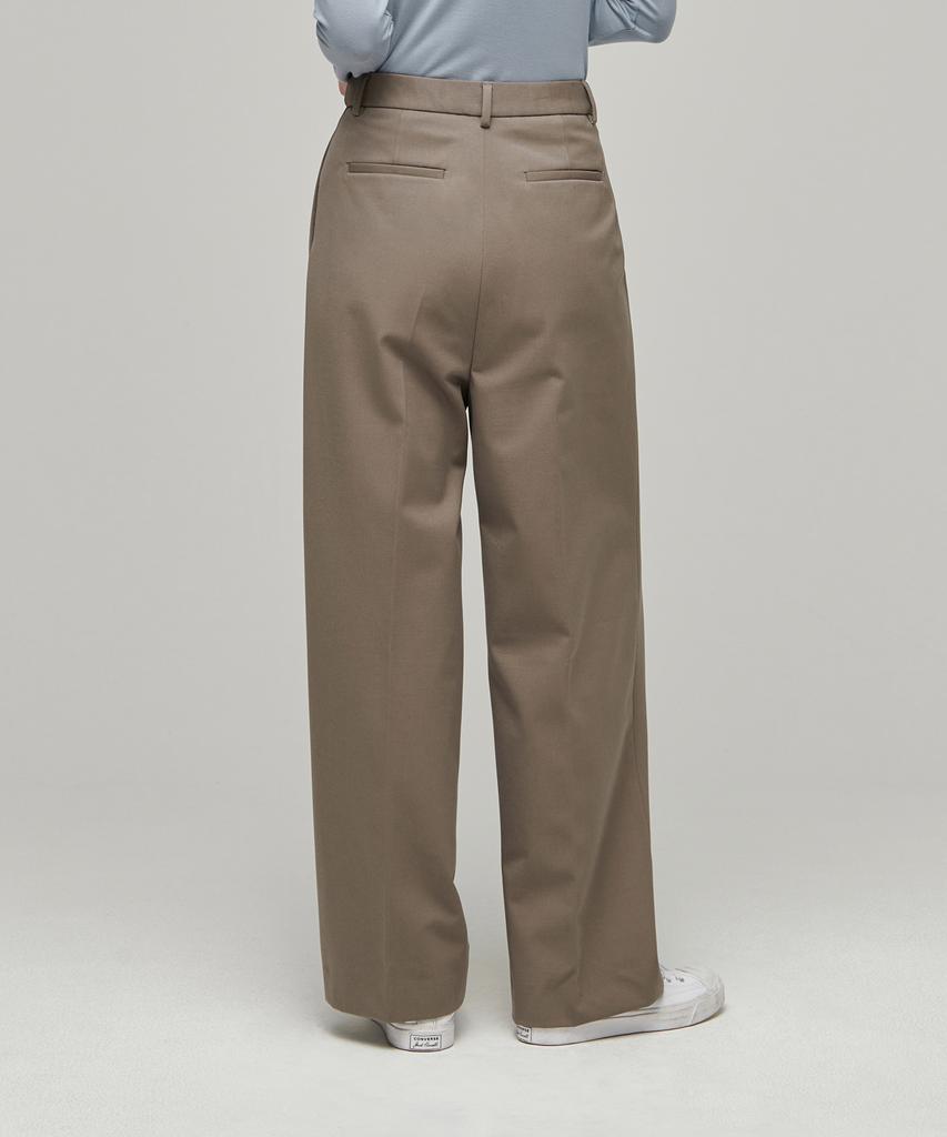 MUSINSA STANDARD WOMAN Women'S Heavyweight Fleece-Lined High-Waisted Wide Hidden Elastic Waist Slacks [Dusty Beige]