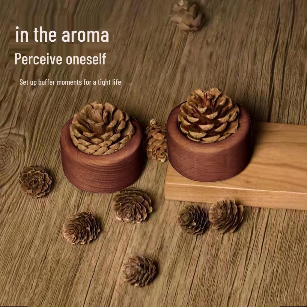 Pinecone Wood Aroma Diffuser: Portable Roly-Poly Essential Oil Diffuser with Black Walnut and Dried Flower Car Freshener