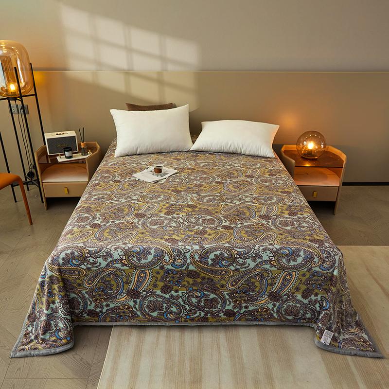 1pc Comfortable Printed Blanket Soft&cozy&machine Washable Velvet Plush All-season Multipurpose Nap Blanket for Office and Sofa(Excluding pillowcases)