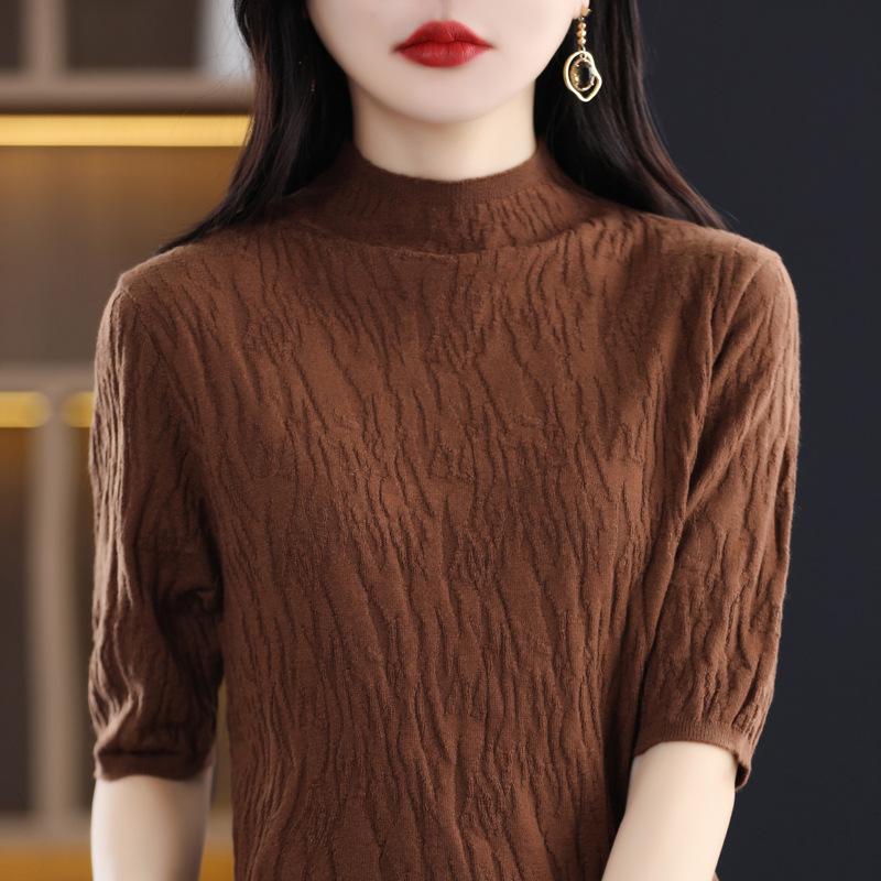 Women's Slim Fit Knitted Half-Sleeve Turtleneck for Spring/Autumn - High Quality, Versatile Inner Wear, New Style.