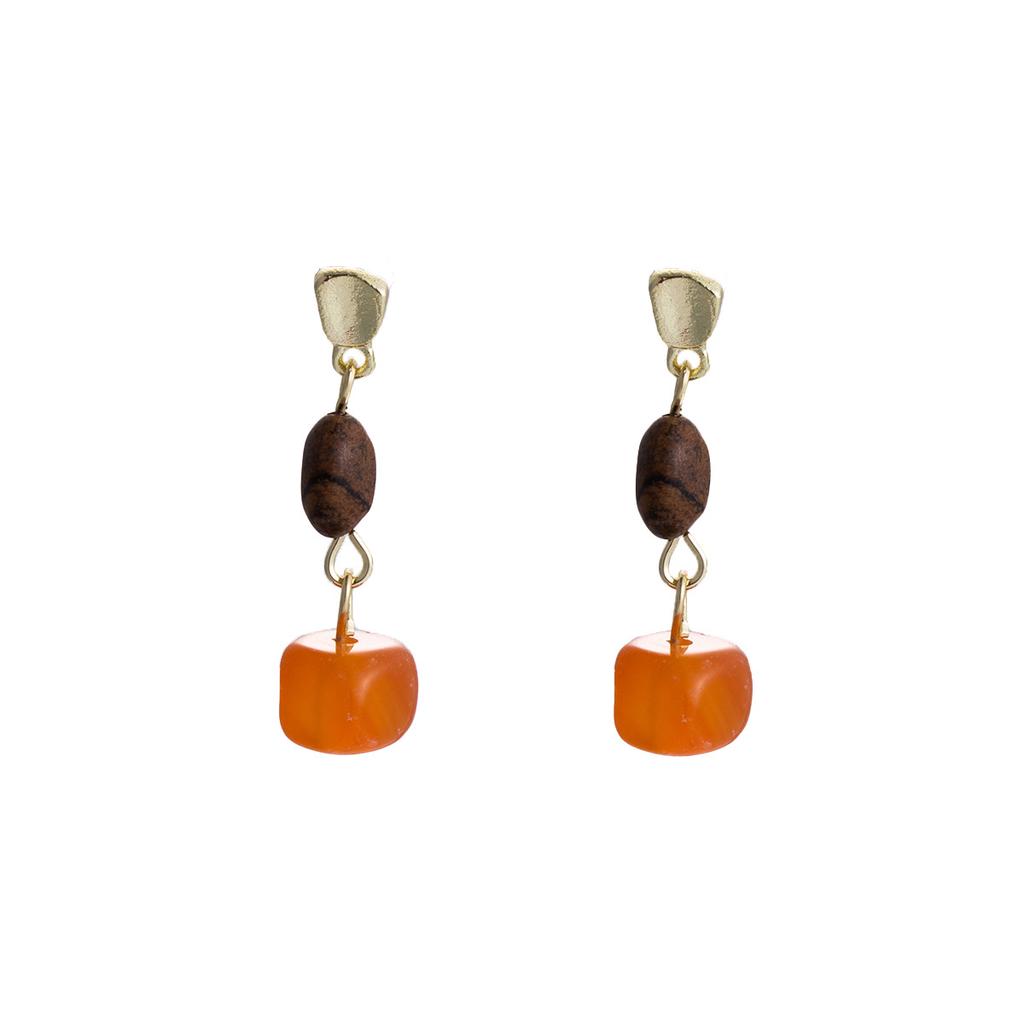 Early Autumn Retro High-End Earrings Women'S Amber Brown Stone Gold Metal Earrings Light Luxury Niche Design Earrings