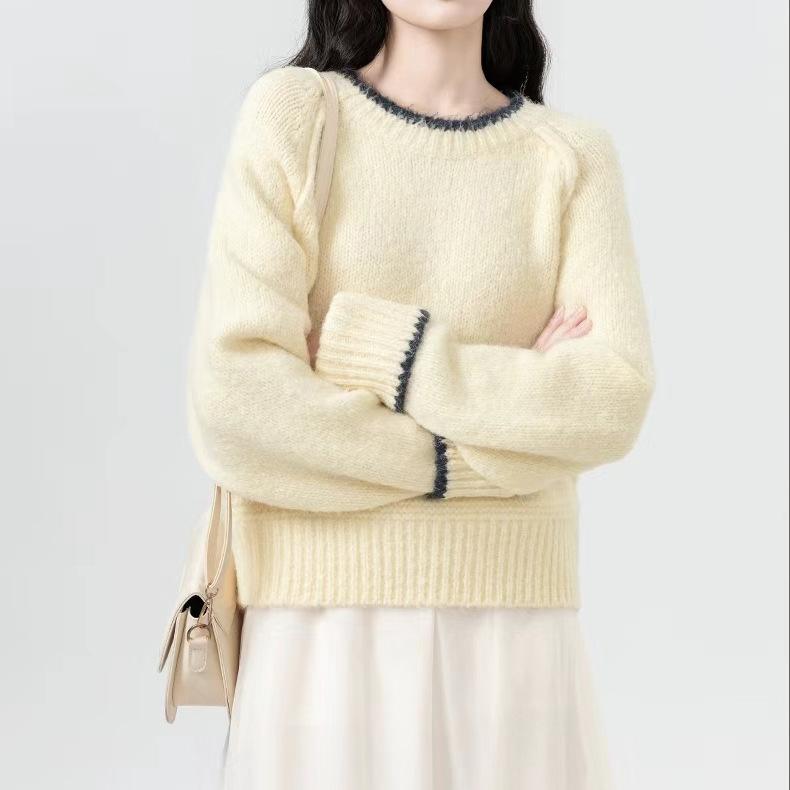Short Grey Sweater on Women's Autumn and Winter Round Neck Knitted Sweater