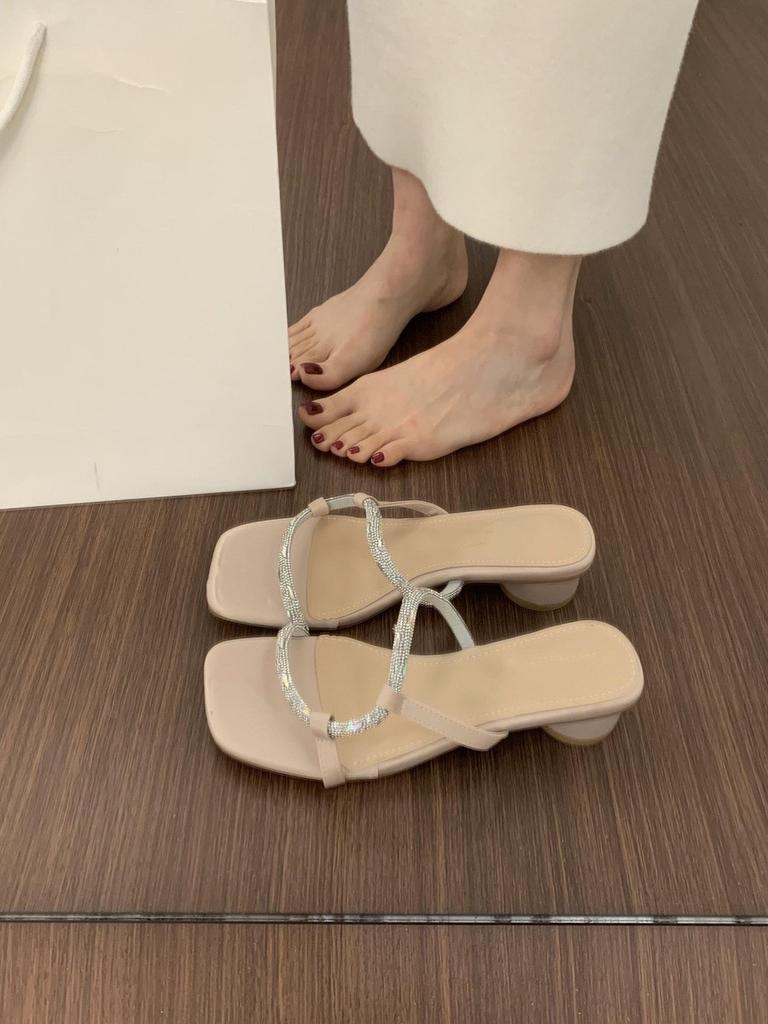 With skirt fairy wind open toe with rhinestone slippers women summer wear 2025 new beautiful low-heeled cool slippers