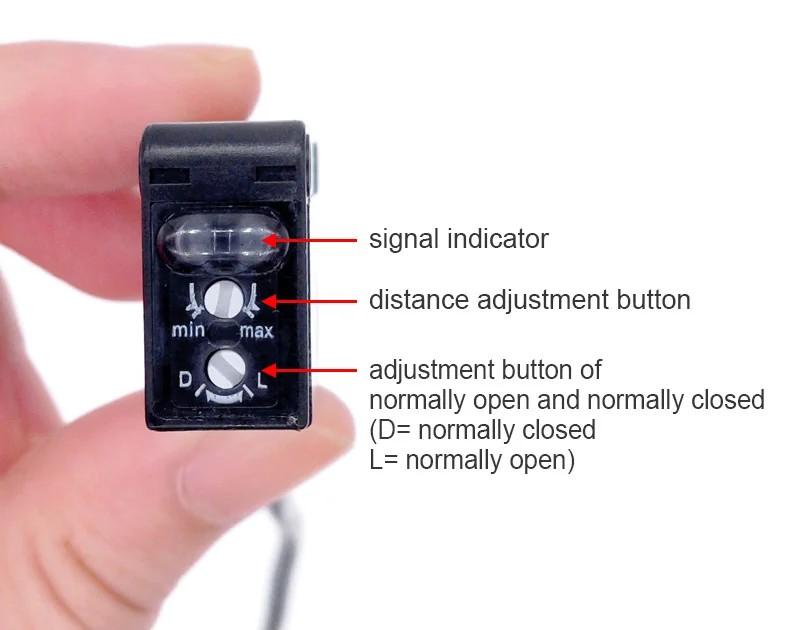 Infrared Diffuse Reflection Type Photoelectric Switch Sensor Switchs E3Z-D61 E3Z-D62 E3Z-D81 E3Z-D82 DC12-24V with Bracket