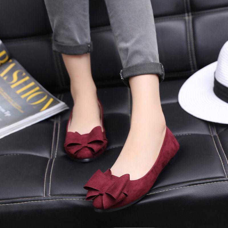 Flat-bottomed Versatile Doudou Shoes 2025 Spring New Bow Internet Celebrity Pointed Head Shallow Mouth Single Shoes Women