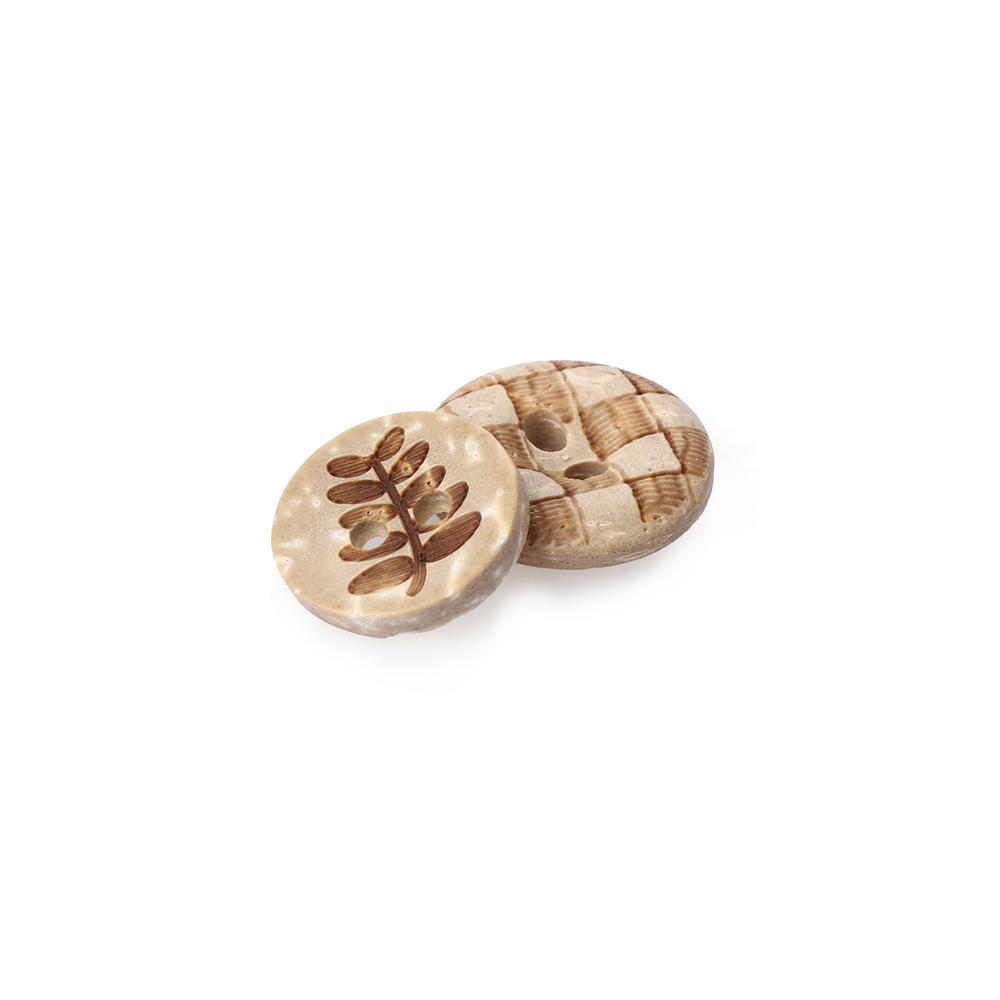 50pcs/bag Mixed flower style Carved wooden Round Sewing Buttons DIY Craft Scrapbooking Wood Buttons Fitted Scrapbooking Sewing