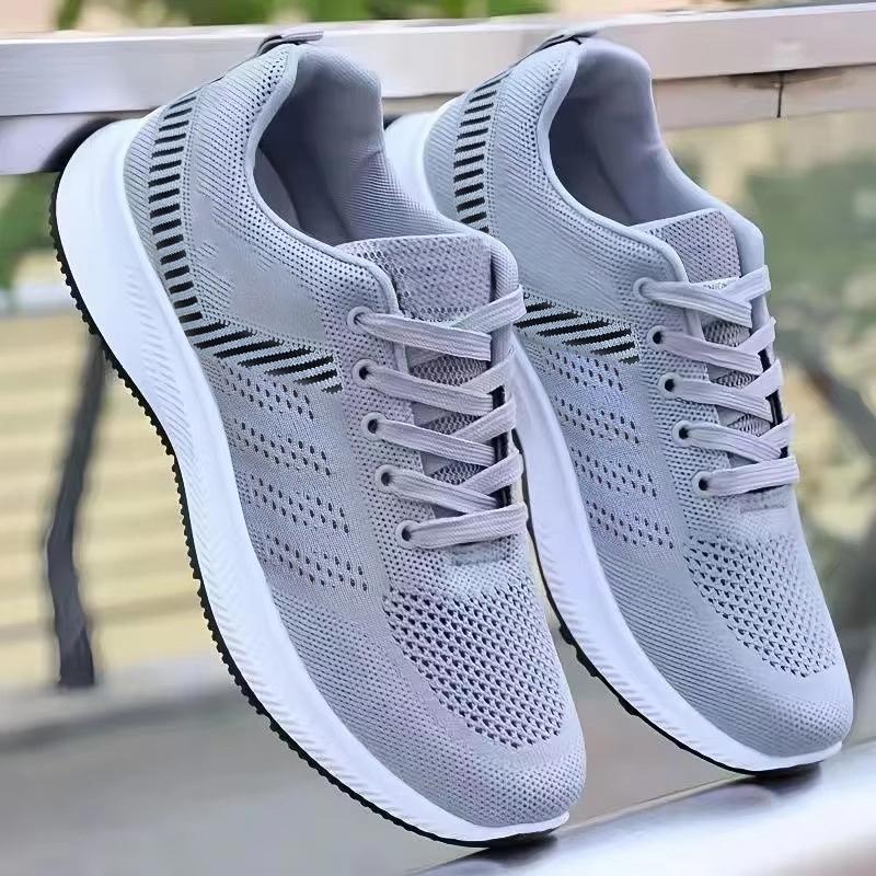 Men's Casual Light Mesh Sports Shoes Summer Breathable Cool Running Shoes Fashion Soft Sole Comfortable Non Slip Male'ssneakers