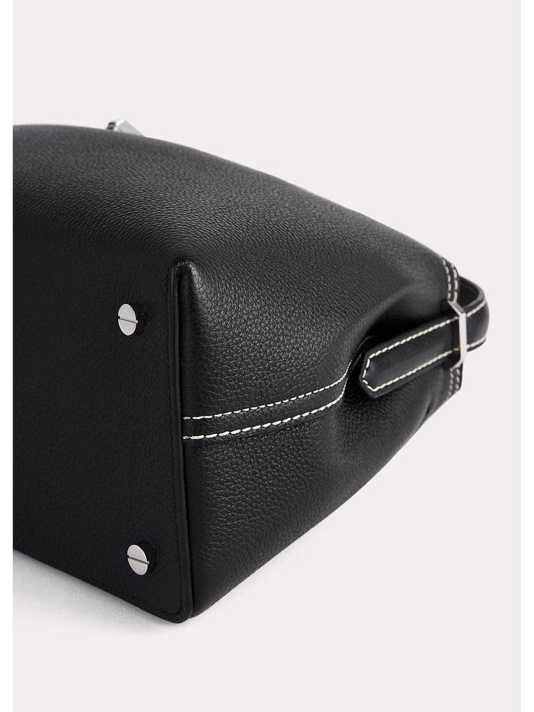 TOTEME Polštářová taška: Švédská crossbody kabelka, Vysoce kvalitní všestranná taška přes rameno pro ženy, Lehký luxus a ideální pro dojíždění